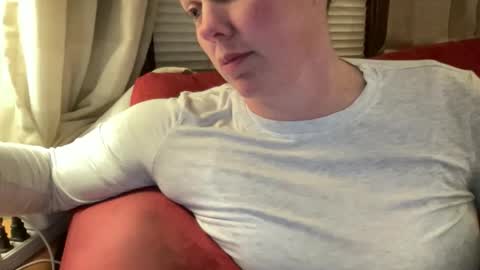 Flirty influncer online show from November 19, 10:19 pm