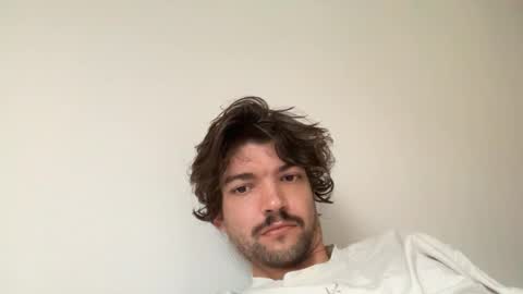 just_a_guy_with_a_big_cock online show from November 10, 7:44 am