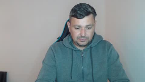 Alex online show from May 2, 11:27 am