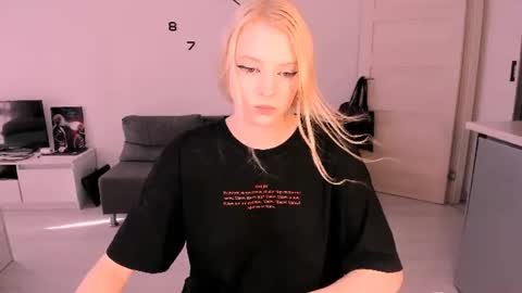JESSY online show from July 25, 2:26 pm