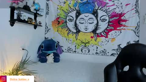 Sofia online show from November 7, 3:47 pm