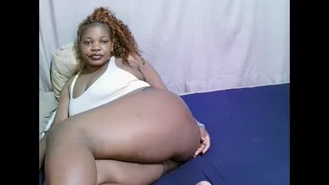 just_nana online show from December 14, 9:43 pm