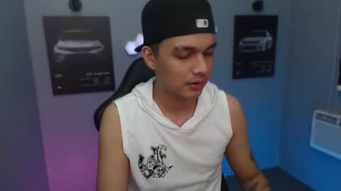 Snapshot of justagamerxxx chatting on September 21, 9:08 pm Rhys online show from September 21, 9:08 pm