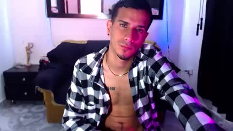 JUSTIN online show from September 9, 9:48 pm