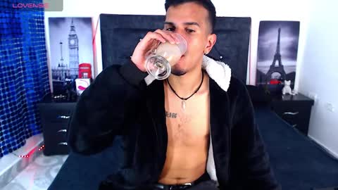 JUSTIN online show from February 12, 4:54 am