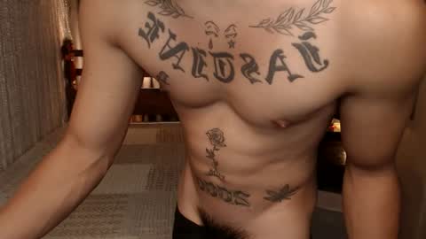 justine_hunk online show from July 12, 6:38 am