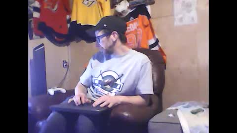 justinjerksit online show from December 7, 12:36 am