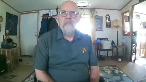 justlustagain online show from April 18, 7:40 pm