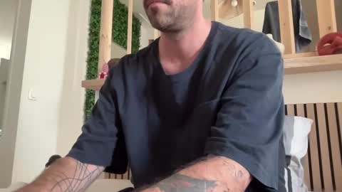 justmeandyou00 online show from February 9, 11:58 am