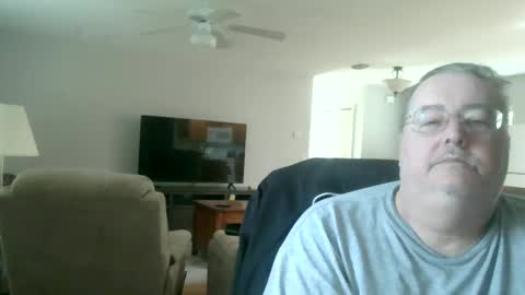 justmedm64 online show from December 28, 5:14 pm