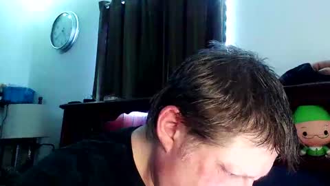 justsetfree online show from December 22, 9:38 am