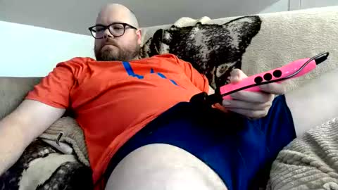 MidsizeBiGuy online show from June 28, 8:38 pm