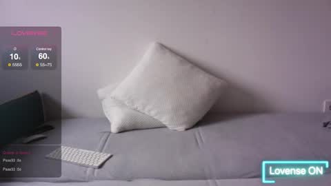 Snapshot of k1tt04n0nym0 chatting on October 7, 6:31 am k1tt04n0nym0 online show from October 7, 6:31 am