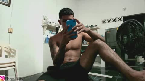 k_florez online show from April 16, 4:45 am