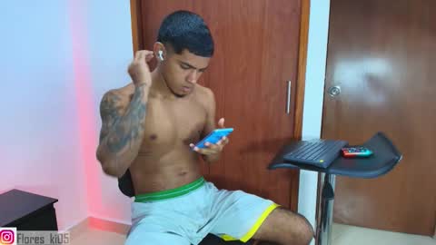 k_florez online show from February 21, 9:01 am