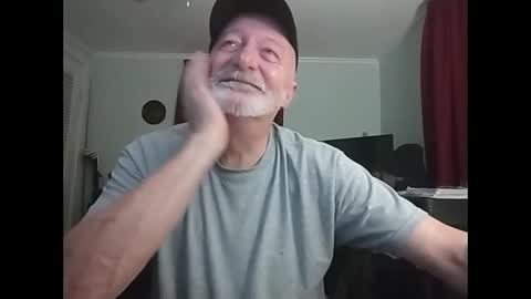 kabriggs137 online show from May 19, 2:07 am
