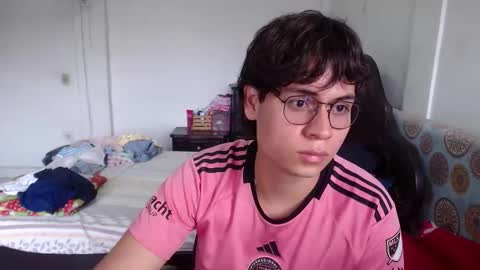 kafer online show from December 5, 8:17 pm