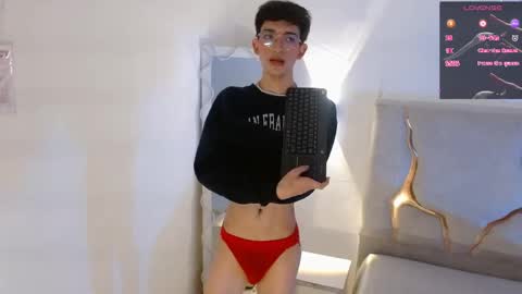 kai_tay1 online show from April 19, 11:44 am