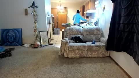 Kaiku77 online show from December 15, 7:04 am