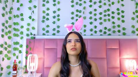 kelly online show from April 5, 11:18 am