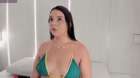 Kailyn online show from July 29, 11:43 am