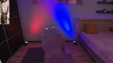 Snapshot of kairafantasy chatting on February 24, 5:54 am Kairafantasy online show from February 24, 5:54 am