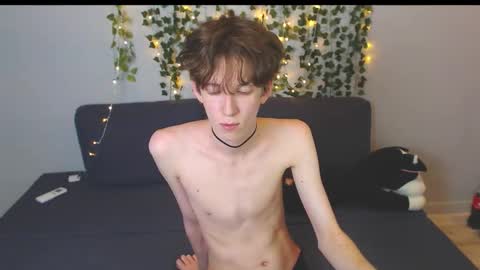 slutkai online show from September 9, 8:42 pm