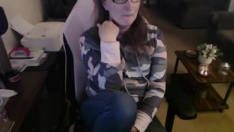 Camprincess331 online show from February 20, 2:44 am