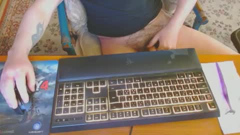 Leon online show from January 11, 12:40 pm