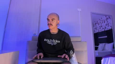 Kale online show from March 31, 11:43 am