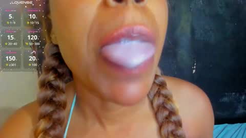  Kamaria Fyre  online show from December 1, 11:30 am