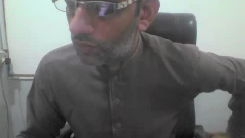 Snapshot of kami99099 chatting on October 14, 3:42 am kami99099 online show from October 14, 3:42 am