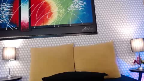 Kami online show from February 9, 8:00 pm