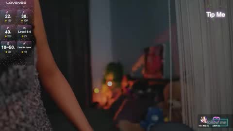 Snapshot of kamilee__xo chatting on October 8, 6:25 pm kamilee__xo online show from October 8, 6:25 pm