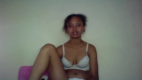 kamillah69 online show from February 13, 1:20 am