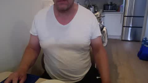 Cam with Me Vixens DM me online show from June 8, 1:45 pm