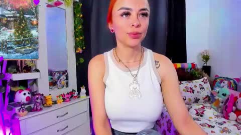 hello  Im Danni online show from December 5, 12:36 pm