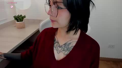 Hanny online show from August 5, 5:32 pm