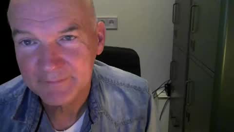 Robbie online show from September 11, 4:58 am