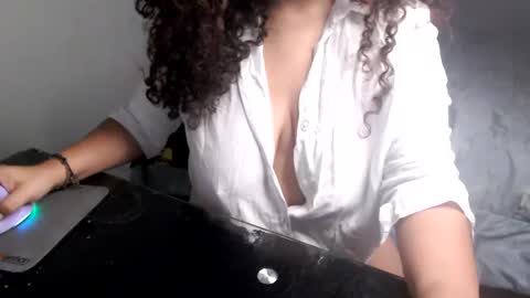 kara online show from November 1, 1:32 pm