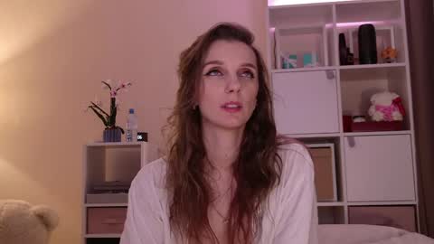 Julia online show from April 2, 10:06 pm