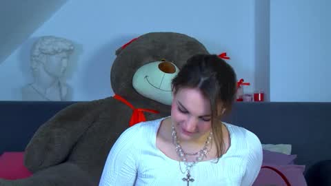 Karen online show from November 25, 6:39 pm