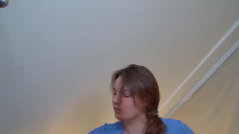 Karen online show from September 12, 6:32 pm