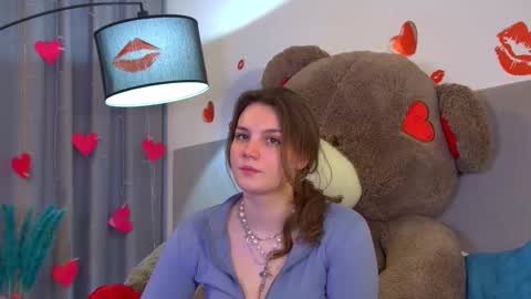 Karen online show from February 9, 6:43 pm