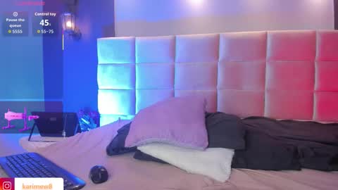 Karime online show from October 14, 8:34 pm