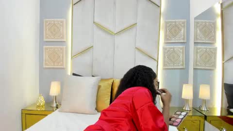 karinaacox online show from April 11, 1:04 pm