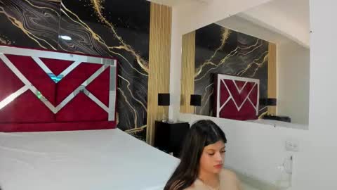 KarinaSimonz online show from December 14, 8:37 pm