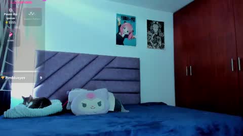 KARINNA  RAVEN online show from July 28, 8:01 pm