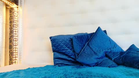 KARISSIA online show from March 1, 8:07 am