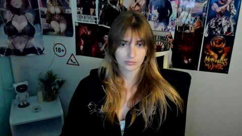 Snapshot of karla_flower chatting on October 22, 12:18 pm Karla online show from October 22, 12:18 pm